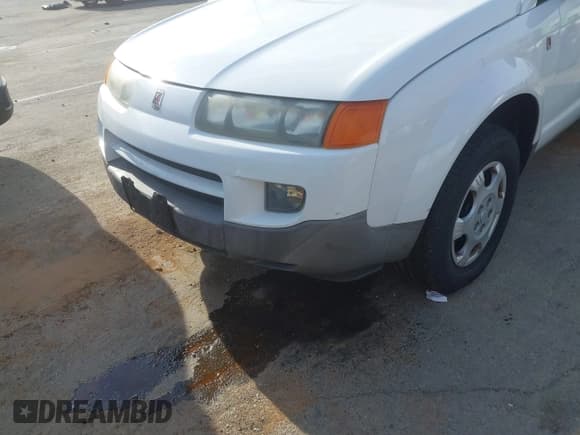 ✅ 2003 Saturn VUE • VIN: 5GZCZ53B13S851633 • Lot: 41562791. Wystawiony na IAAI z przebiegiem 83 567 mil. Bezpłatny archiwum sprzedaży aukcyjnych z USA i szczegółowy raport historii pojazdu na DreamBid. Zdjęcie 6.