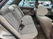 ✅ 1993 Toyota Camry DLX • VIN: 4T1SK11E6PU180747 • Lot: 64990075. Wystawiony na Copart z przebiegiem 109 692 mil. Bezpłatny archiwum sprzedaży aukcyjnych z USA i szczegółowy raport historii pojazdu na DreamBid. Zdjęcie 10.