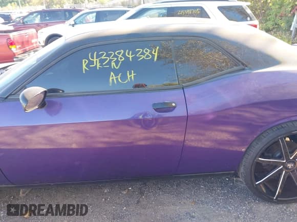 ✅ 2013 Dodge Challenger SXT • VIN: 2C3CDYAG4DH663072 • Lot: 43384384. Listed on IAAI with Not provided. Free auction sales archive from the USA and detailed vehicle history report at DreamBid. Image 13.