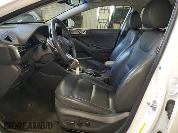 2021 Hyundai Ioniq Limited с VIN KMHC05LC2MU260992, выставлен на аукционе Copart как лот 80240064 с пробегом 120 266 миль миль и Чистый • Clean title. История ставок и продаж доступна на DreamBid. Изображение 7.