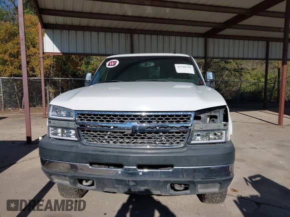 ✅ 2006 Chevrolet Silverado 2500HD LT3 • VIN: 1GCHK23D36F245470 • Лот: 43798344. Опубликован ранее на IAAI с пробегом 226 617 миль. Бесплатный доступ к архиву аукционных продаж из США и подробный отчёт об истории автомобиля на DreamBid. Изображение 6.
