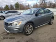✅ 2016 Volvo S60 T5 Platinum • VIN: YV4612UM0G2001094 • Лот: 92891915. Опубликован ранее на Copart с пробегом 83 874 миль. Бесплатный доступ к архиву аукционных продаж из США и подробный отчёт об истории автомобиля на DreamBid. Изображение 1.