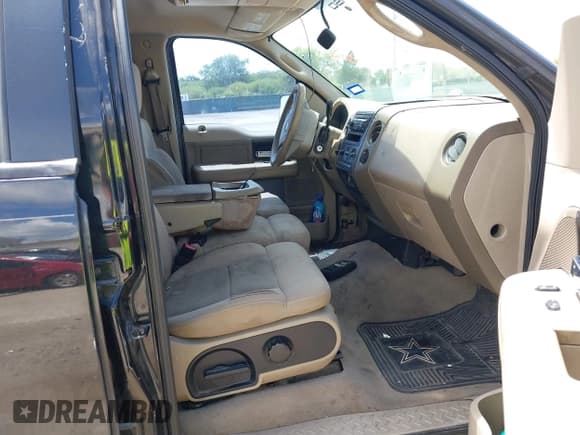 ✅ 2005 Ford F-150 XLT • VIN: 1FTRW12W65FA60527 • Lot: 42674080. Wystawiony na IAAI z przebiegiem 203 795 mil. Bezpłatny archiwum sprzedaży aukcyjnych z USA i szczegółowy raport historii pojazdu na DreamBid. Zdjęcie 5.