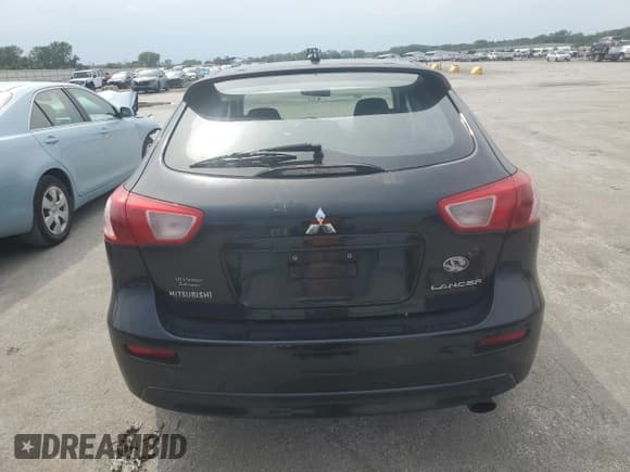 ✅ 2010 Mitsubishi Lancer GTS • VIN: JA32X8HW6AU021357 • Lot: 69638705. Wystawiony na Copart z przebiegiem 197 674 mil. Bezpłatny archiwum sprzedaży aukcyjnych z USA i szczegółowy raport historii pojazdu na DreamBid. Zdjęcie 6.