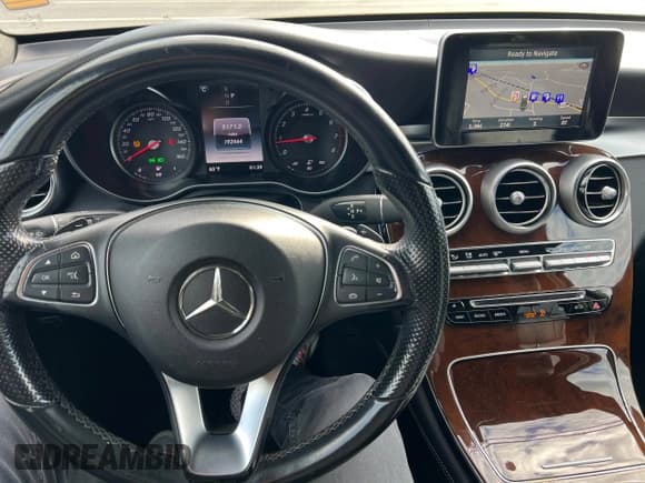 ✅ 2017 Mercedes-Benz GLC 300 • VIN: WDC0G4JB0HF127630 • Лот: 85416585. Опубликован ранее на Copart с пробегом 192 464 миль. Бесплатный доступ к архиву аукционных продаж из США и подробный отчёт об истории автомобиля на DreamBid. Изображение 7.