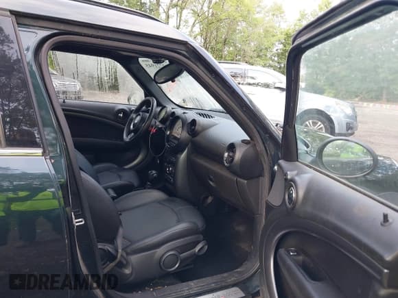 ✅ 2013 MINI Countryman S ALL4 • VIN: WMWZC5C50DWP32695 • Lot: 42721945. Wystawiony na IAAI z przebiegiem 116 965 mil. Bezpłatny archiwum sprzedaży aukcyjnych z USA i szczegółowy raport historii pojazdu na DreamBid. Zdjęcie 5.