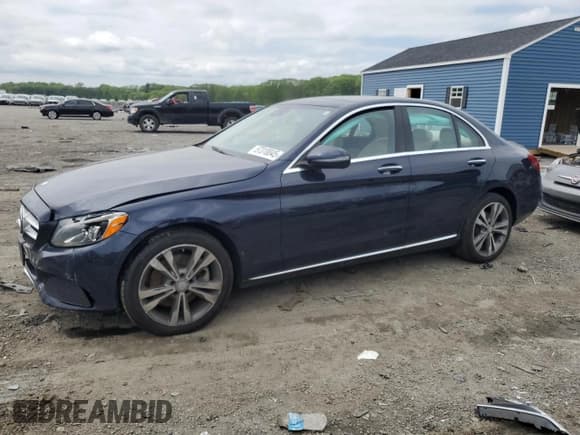 ✅ 2017 Mercedes-Benz C 300 • VIN: WDDWF4KB0HR252813 • Lot: 57310045. Wystawiony na Copart z przebiegiem 78 710 mil. Bezpłatny archiwum sprzedaży aukcyjnych z USA i szczegółowy raport historii pojazdu na DreamBid. Zdjęcie 1.