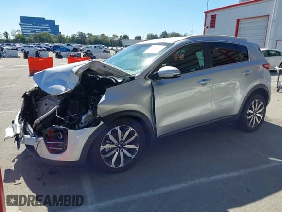 ✅ 2019 Kia Sportage EX • VIN: KNDPN3AC4K7586349 • Lot: 43485861. Listed on IAAI with 49,150 mi. Free auction sales archive from the USA and detailed vehicle history report at DreamBid. Image 17.