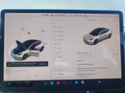 ✅ 2019 Tesla Model 3 Long Range • VIN: 5YJ3E1EB7KF386323 • Lot: 43551628. Wystawiony na IAAI z przebiegiem 103 673 mil. Bezpłatny archiwum sprzedaży aukcyjnych z USA i szczegółowy raport historii pojazdu na DreamBid. Zdjęcie 7.