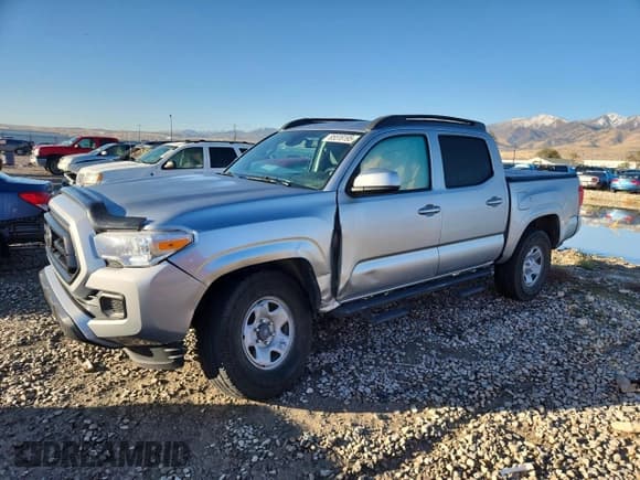 ✅ 2022 Toyota Tacoma SR • VIN: 3TMCZ5AN0NM530547 • Lot: 85518195. Listed on Copart with 49,150 mi. Free auction sales archive from the USA and detailed vehicle history report at DreamBid. Image 1.
