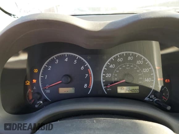 ✅ 2010 Toyota Corolla • VIN: 2T1BU4EE1AC363990 • Lot: 52001595. Wystawiony na Copart z przebiegiem 244 000 mil. Bezpłatny archiwum sprzedaży aukcyjnych z USA i szczegółowy raport historii pojazdu na DreamBid. Zdjęcie 9.