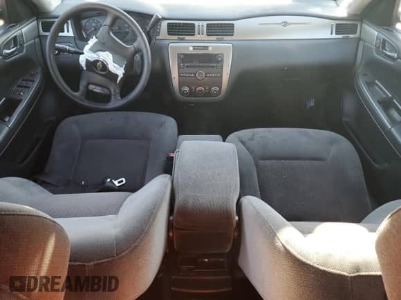 2012 Chevrolet Impala Police Police z VIN 2G1WD5E3XC1284544, wystawiony jako Copart lot #48321225 z przebiegiem 174 513 mil mil oraz Szkoda całkowita • Salvage title. Historia ofert i sprzedaży dostępna na DreamBid. Obrazek 8.