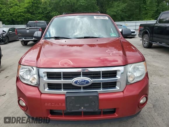 ✅ 2012 Ford Escape XLT • VIN: 1FMCU9DG6CKB87150 • Lot: 58037095. Wystawiony na Copart z przebiegiem 136 710 mil. Bezpłatny archiwum sprzedaży aukcyjnych z USA i szczegółowy raport historii pojazdu na DreamBid. Zdjęcie 5.