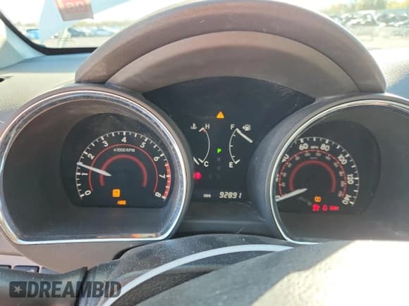 ✅ 2012 Toyota Highlander SE • VIN: 5TDBK3EH6CS154491 • Lot: 91172115. Wystawiony na Copart z przebiegiem 92 891 mil. Bezpłatny archiwum sprzedaży aukcyjnych z USA i szczegółowy raport historii pojazdu na DreamBid. Zdjęcie 9.