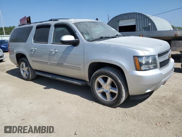 ✅ 2013 Chevrolet Suburban LT • VIN: 1GNSKJE73DR355705 • Lot: 63233425. Listed on Copart with 145,149 mi. Free auction sales archive from the USA and detailed vehicle history report at DreamBid. Image 4.