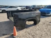 ✅ 2019 GMC Sierra 1500 • VIN: TRUCKBEDNLY123 • Лот: 52563465. Опубликован ранее на Copart с пробегом Не указан. Бесплатный доступ к архиву аукционных продаж из США и подробный отчёт об истории автомобиля на DreamBid. Изображение 3.