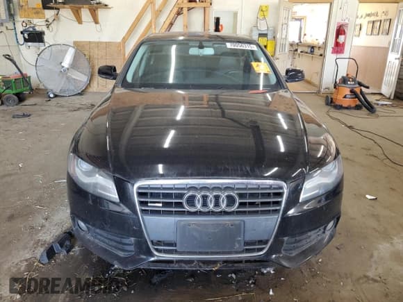 ✅ 2010 Audi A4 Premium Plus • VIN: WAUHFAFL9AN049515 • Lot: 70056315. Wystawiony na Copart z przebiegiem 145 752 mil. Bezpłatny archiwum sprzedaży aukcyjnych z USA i szczegółowy raport historii pojazdu na DreamBid. Zdjęcie 5.