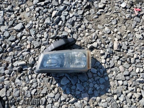 ✅ 2004 Chevrolet Silverado 1500 Work Truck • VIN: 1GCEC19V74E395837 • Лот: 82955004. Опубликован ранее на Copart с пробегом 277 584 миль. Бесплатный доступ к архиву аукционных продаж из США и подробный отчёт об истории автомобиля на DreamBid. Изображение 11.