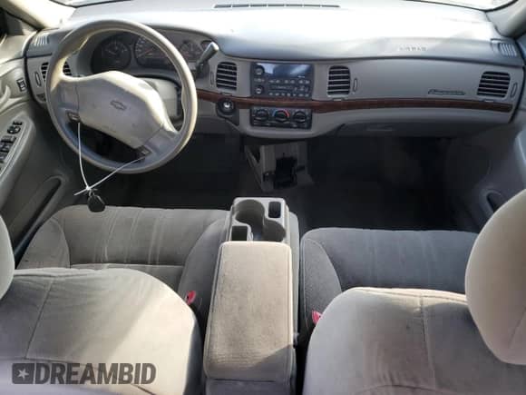 ✅ 2001 Chevrolet Impala • VIN: 2G1WF52E119251611 • Лот: 81377754. Размещён на Copart с пробегом 116 550 миль миль. Получите бесплатный доступ к архиву аукционных продаж из США и посмотрите подробный отчёт об истории автомобиля на DreamBid. Изображение 8.