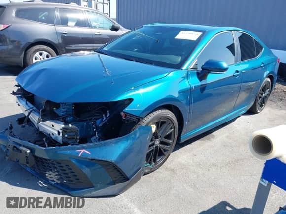 2025 Toyota Camry LE с VIN 4T1DAACK1SU596972, выставлен на аукционе IAAI как лот 43230854 с пробегом 2 135 миль миль и . История ставок и продаж доступна на DreamBid. Изображение 2.