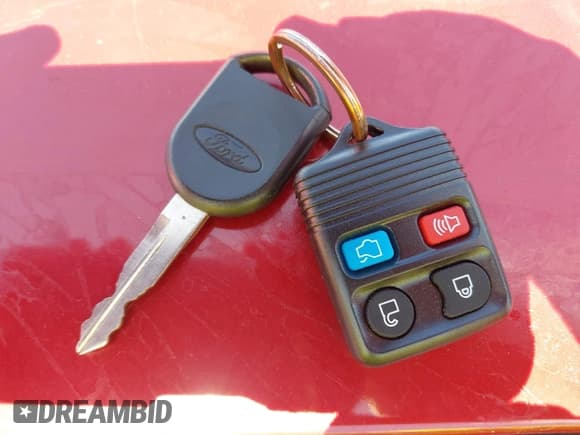 ✅ 2008 Ford Mustang GT Deluxe • VIN: 1ZVHT82H085147779 • Lot: 42927754. Listed on IAAI with 200,463 mi. Free auction sales archive from the USA and detailed vehicle history report at DreamBid. Image 11.