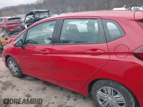 ✅ 2019 Honda Fit LX • VIN: 3HGGK5H49KM751290 • Lot: 43685338. Listed on IAAI with 63,444 mi. Free auction sales archive from the USA and detailed vehicle history report at DreamBid. Image 14.