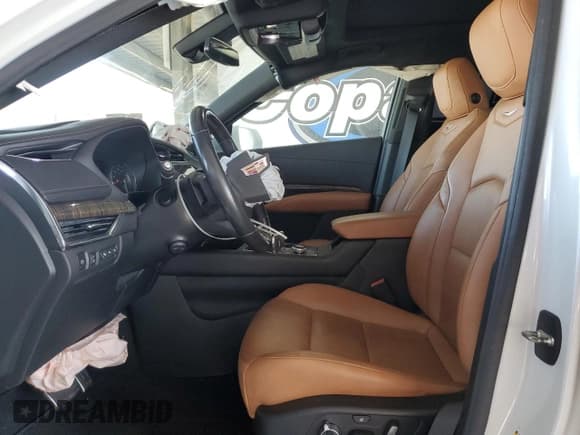 ✅ 2019 Cadillac XT4 AWD Sport • VIN: 1GYFZFR4XKF223648 • Lot: 71121405. Wystawiony na Copart z przebiegiem 64 514 mil. Bezpłatny archiwum sprzedaży aukcyjnych z USA i szczegółowy raport historii pojazdu na DreamBid. Zdjęcie 7.