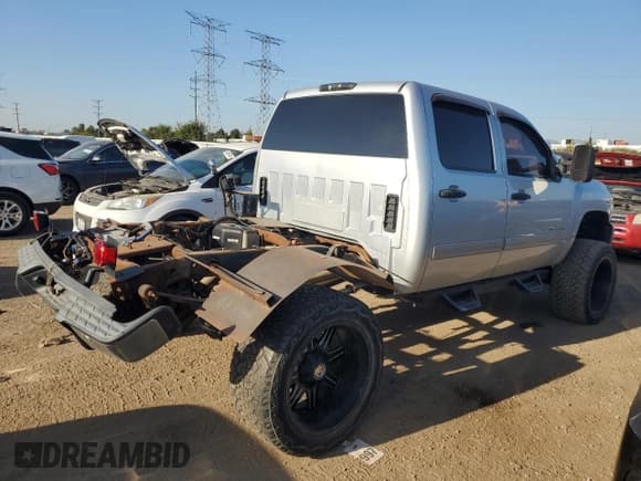 ✅ 2012 Chevrolet Silverado 1500 LT • VIN: 1GCPKSE79CF137501 • Lot: 81272905. Listed on Copart with 150,782 mi. Free auction sales archive from the USA and detailed vehicle history report at DreamBid. Image 3.