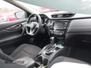 ✅ 2019 Nissan Rogue S • VIN: 5N1AT2MV6KC731493 • Лот: 43641304. Опубликован ранее на IAAI с пробегом 94 692 миль. Бесплатный доступ к архиву аукционных продаж из США и подробный отчёт об истории автомобиля на DreamBid. Изображение 5.