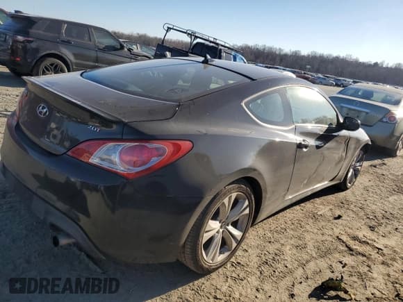✅ 2012 Hyundai Genesis Coupe 2.0T • VIN: KMHHT6KD5CU073452 • Lot: 42034875. Wystawiony na Copart z przebiegiem 106 854 mil. Bezpłatny archiwum sprzedaży aukcyjnych z USA i szczegółowy raport historii pojazdu na DreamBid. Zdjęcie 3.