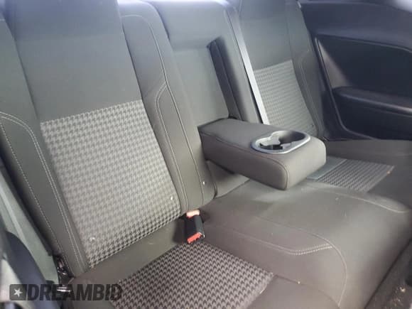 ✅ 2021 Dodge Challenger SXT • VIN: 2C3CDZAG9MH503064 • Lot: 85258995. Wystawiony na Copart z przebiegiem 63 552 mil. Bezpłatny archiwum sprzedaży aukcyjnych z USA i szczegółowy raport historii pojazdu na DreamBid. Zdjęcie 10.