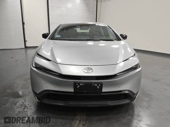 2024 Toyota Prius LE with VIN JTDACAAU3R3023447, listed as a Copart auction lot 87451355 with 29,991 mi miles and Clean title. Bid and sale history available at DreamBid. Image 5.