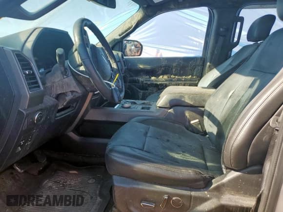 ✅ 2018 Ford Expedition XLT • VIN: 1FMJU1HT7JEA28052 • Lot: 90257485. Listed on Copart with Not provided. Free auction sales archive from the USA and detailed vehicle history report at DreamBid. Image 7.