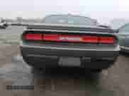 2011 Dodge Challenger R/T z VIN 2B3CJ5DT5BH590837, wystawiony jako Copart lot #72770514 z przebiegiem 226 167 mil mil oraz Szkoda całkowita • Salvage title. Historia ofert i sprzedaży dostępna na DreamBid. Obrazek 6.