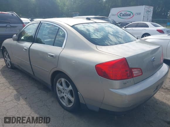 ✅ 2004 Infiniti G35 w/Leather • VIN: JNKCV51FX4M704105 • Lot: 42479225. Listed on IAAI with 177,365 mi. Free auction sales archive from the USA and detailed vehicle history report at DreamBid. Image 3.