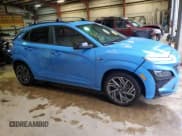 ✅ 2022 Hyundai Kona N Line • VIN: KM8K33A34NU868881 • Лот: 63098053. Опубликован ранее на Copart с пробегом 27 340 миль. Бесплатный доступ к архиву аукционных продаж из США и подробный отчёт об истории автомобиля на DreamBid. Изображение 4.