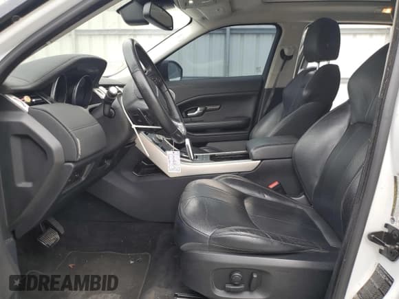 ✅ 2017 Land Rover Range Rover Evoque SE • VIN: SALVP2BG9HH217897 • Lot: 83848125. Wystawiony na Copart z przebiegiem 135 695 mil. Bezpłatny archiwum sprzedaży aukcyjnych z USA i szczegółowy raport historii pojazdu na DreamBid. Zdjęcie 7.