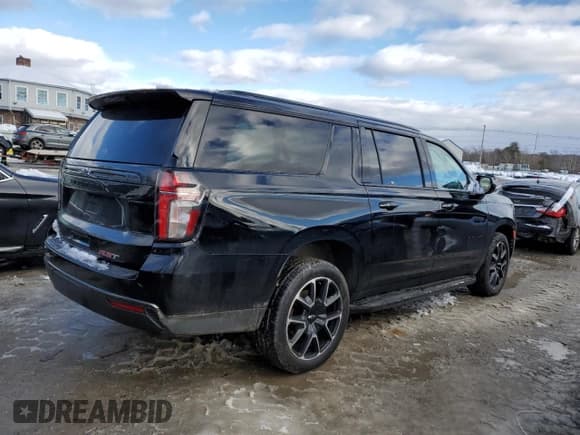 ✅ 2021 Chevrolet Suburban RST • VIN: 1GNSKEKD3MR426399 • Lot: 44674465. Listed on Copart with 162,266 mi. Free auction sales archive from the USA and detailed vehicle history report at DreamBid. Image 3.