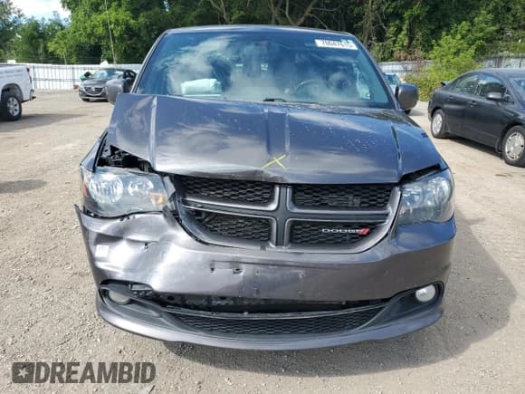 ✅ 2020 Dodge Grand Caravan GT • VIN: 2C4RDGEG8LR231524 • Lot: 70047615. Wystawiony na Copart z przebiegiem 171 950 mil. Bezpłatny archiwum sprzedaży aukcyjnych z USA i szczegółowy raport historii pojazdu na DreamBid. Zdjęcie 5.