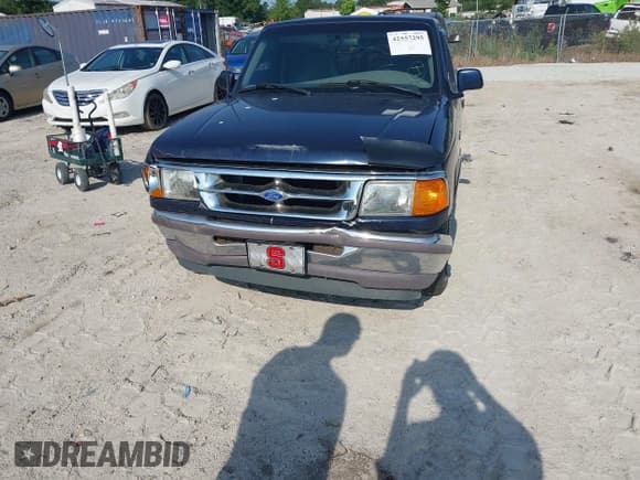 ✅ 1995 Ford Ranger Splash • VIN: 1FTCR10A8STA53032 • Lot: 42557295. Listed on IAAI with 143,231 mi. Free auction sales archive from the USA and detailed vehicle history report at DreamBid. Image 12.