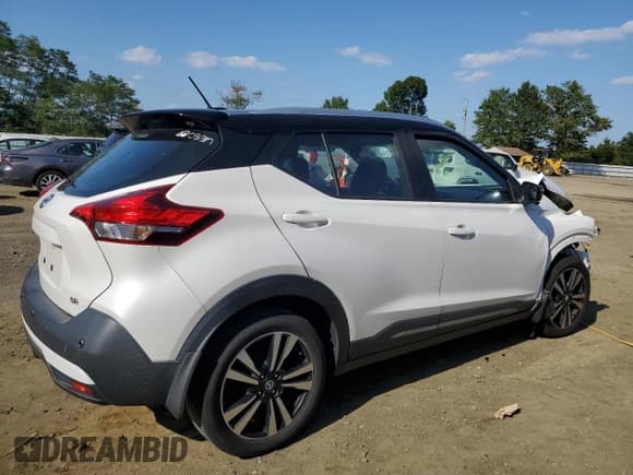 ✅ 2020 Nissan Kicks SR • VIN: 3N1CP5DV0LL530426 • Lot: 81432755. Wystawiony na Copart z przebiegiem 67 734 mil. Bezpłatny archiwum sprzedaży aukcyjnych z USA i szczegółowy raport historii pojazdu na DreamBid. Zdjęcie 3.