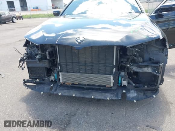 ✅ 2020 BMW 5 Series 530i xDrive • VIN: WBAJR7C00LBP96334 • Лот: 42320570. Опубликован ранее на IAAI с пробегом 110 893 миль. Бесплатный доступ к архиву аукционных продаж из США и подробный отчёт об истории автомобиля на DreamBid. Изображение 6.