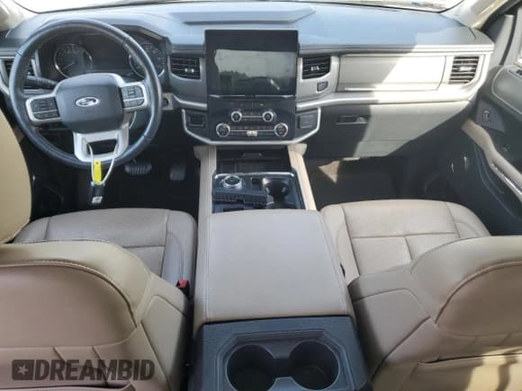 ✅ 2022 Ford Expedition XLT • VIN: 1FMJU1HT3NEA65878 • Лот: 81911975. Опубликован ранее на Copart с пробегом Не указан. Бесплатный доступ к архиву аукционных продаж из США и подробный отчёт об истории автомобиля на DreamBid. Изображение 8.