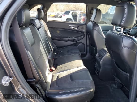 ✅ 2020 Ford Edge ST • VIN: 2FMPK4AP3LBA46707 • Lot: 85332704. Wystawiony na Copart z przebiegiem 56 424 mil. Bezpłatny archiwum sprzedaży aukcyjnych z USA i szczegółowy raport historii pojazdu na DreamBid. Zdjęcie 11.