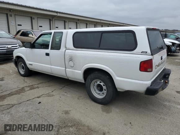 ✅ 2000 Chevrolet S-10 LS • VIN: 1GCCS19W3YK297513 • Лот: 80714844. Опубликован ранее на Copart с пробегом 138 838 миль. Бесплатный доступ к архиву аукционных продаж из США и подробный отчёт об истории автомобиля на DreamBid. Изображение 2.