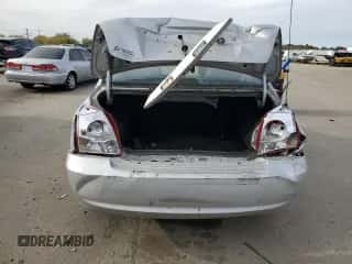 2005 Hyundai Elantra GLS z VIN KMHDN46D75U115937, wystawiony jako Copart lot #77410514 z przebiegiem 128 015 mil mil oraz Szkoda całkowita • Salvage title. Historia ofert i sprzedaży dostępna na DreamBid. Obrazek 6.