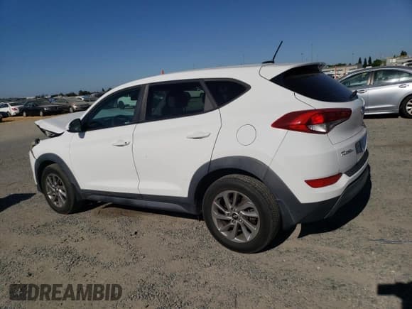 ✅ 2016 Hyundai Tucson SE • VIN: KM8J23A49GU142797 • Лот: 61286885. Опубликован ранее на Copart с пробегом 98 988 миль. Бесплатный доступ к архиву аукционных продаж из США и подробный отчёт об истории автомобиля на DreamBid. Изображение 2.