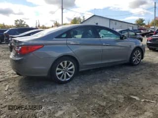 ✅ 2012 Hyundai Sonata Limited • VIN: 5NPEC4AB1CH414268 • Lot: 75831364. Listed on Copart with 305,336 mi. Free auction sales archive from the USA and detailed vehicle history report at DreamBid. Image 3.