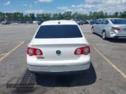 ✅ 2006 Volkswagen Passat 3.6L V6 • VIN: WVWEU73C96P161648 • Lot: 42754470. Listed on IAAI with 228,948 mi. Free auction sales archive from the USA and detailed vehicle history report at DreamBid. Image 16.