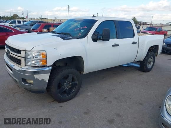 ✅ 2012 Chevrolet Silverado 2500HD LT • VIN: 1GC1KXC88CF116895 • Lot: 43722002. Listed on IAAI with 284,653 mi. Free auction sales archive from the USA and detailed vehicle history report at DreamBid. Image 2.